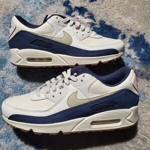 Nike Air Max 90 | White Navy with Beige Swoosh